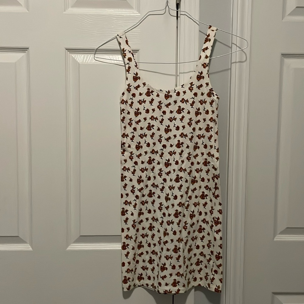 White flower mini dress
